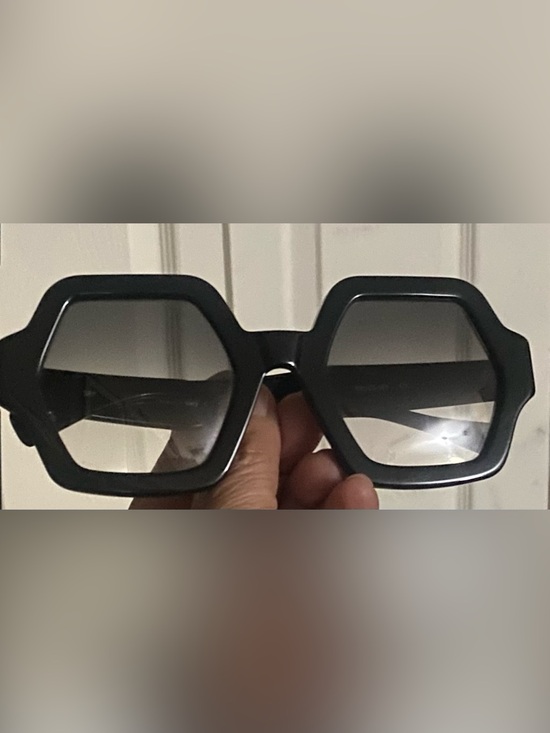 Women’s Black Octagon Frame Sunglasses main image 10